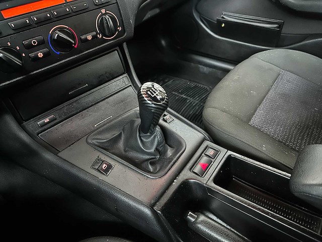 Bmw 316i touring black & silver 3-serie 114pk 2003, 62-lk-sl - afbeelding 15 van  37