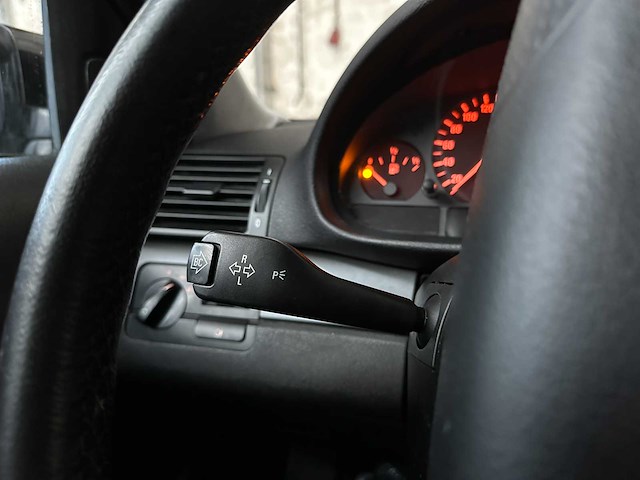 Bmw 316i touring black & silver 3-serie 114pk 2003, 62-lk-sl - afbeelding 19 van  40