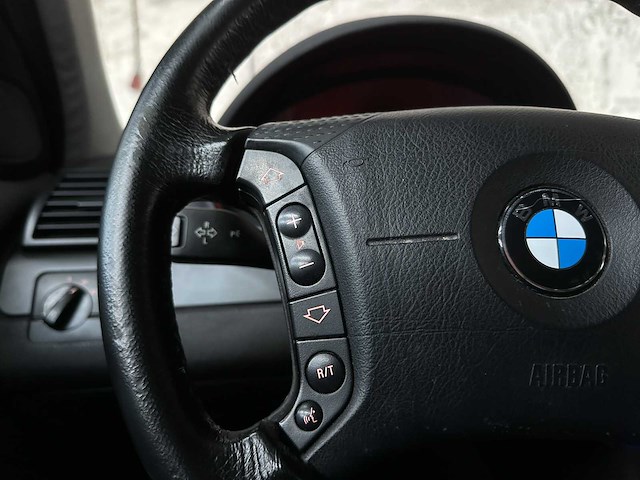 Bmw 316i touring black & silver 3-serie 114pk 2003, 62-lk-sl - afbeelding 13 van  40