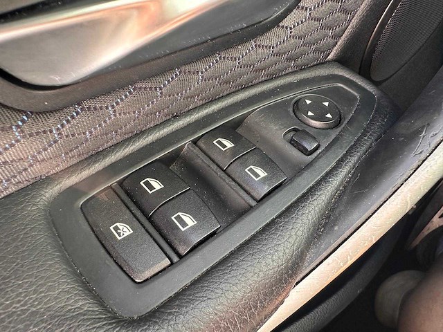 Bmw 316i touring executive automaat; gh-454-g - afbeelding 8 van  23