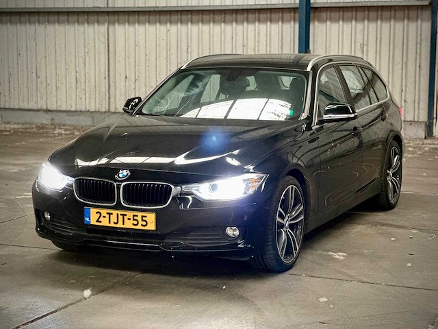 Bmw 316i touring xexecutive; 2-tjt-55 - afbeelding 1 van  7