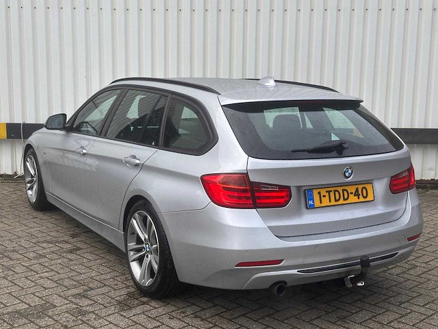 Bmw 316itouring executive sport automaat * 1-tdd-40 - afbeelding 14 van  18