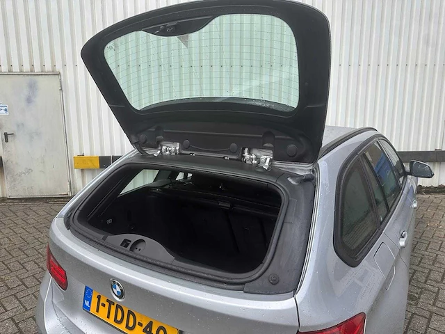 Bmw 316itouring executive sport automaat * 1-tdd-40 - afbeelding 12 van  18