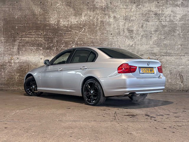 Bmw 318i 2.0 3-serie 143pk 2010, s-579-np - afbeelding 7 van  45