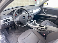 Bmw 318i 2.0 3-serie 143pk 2010, s-579-np - afbeelding 10 van  45