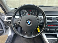 Bmw 318i 2.0 3-serie 143pk 2010, s-579-np - afbeelding 11 van  45