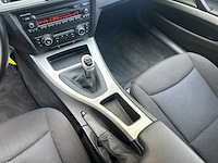 Bmw 318i 2.0 3-serie 143pk 2010, s-579-np - afbeelding 20 van  45