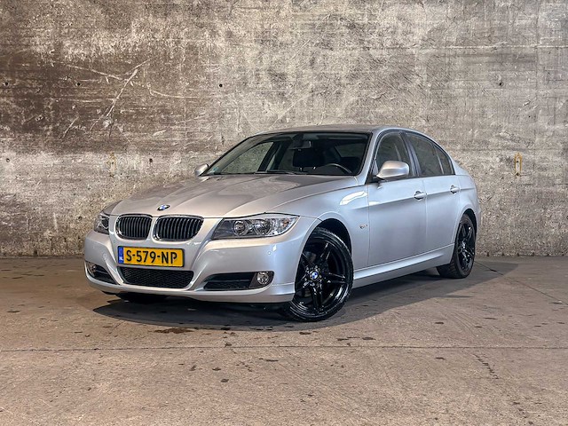 Bmw 318i 2.0 3-serie 143pk 2010, s-579-np - afbeelding 12 van  45