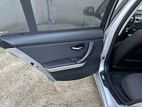 Bmw 318i 2.0 3-serie 143pk 2010, s-579-np - afbeelding 26 van  45