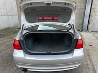 Bmw 318i 2.0 3-serie 143pk 2010, s-579-np - afbeelding 16 van  27