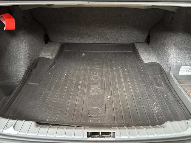 Bmw 318i business line 3-serie 143pk 2008, 73-glh-6 - afbeelding 29 van  44