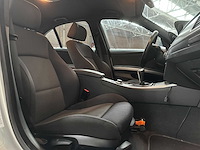 Bmw 318i business line 3-serie 143pk 2008, 73-glh-6 - afbeelding 33 van  44