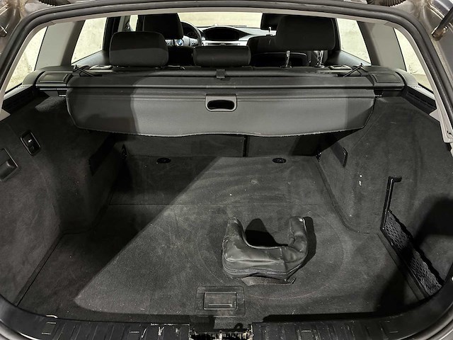 Bmw 318i touring business line 3-serie (origineel-nl), 22-ldh-4 - afbeelding 34 van  64