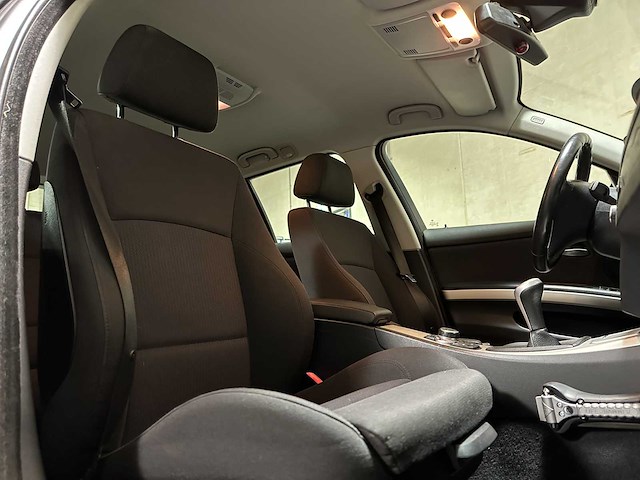Bmw 318i touring business line 3-serie (origineel-nl), 22-ldh-4 - afbeelding 40 van  64