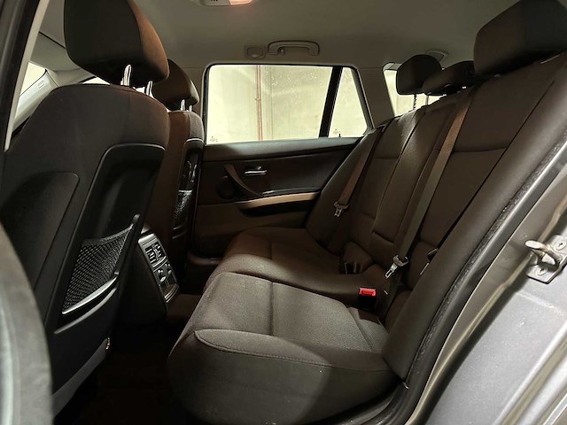 Bmw 318i touring business line 3-serie (origineel-nl), 22-ldh-4 - afbeelding 27 van  65