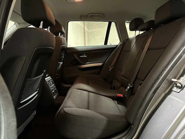 Bmw 318i touring business line 3-serie (origineel-nl), 22-ldh-4 - afbeelding 27 van  65