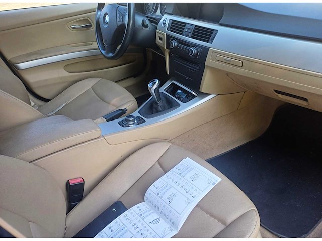 Bmw 318i touring business line, 52-jhp-1 - afbeelding 6 van  15