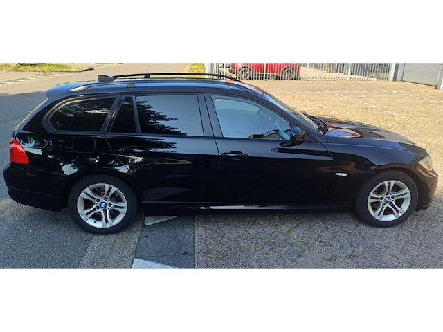 Bmw 318i touring business line, 52-jhp-1 - afbeelding 13 van  15