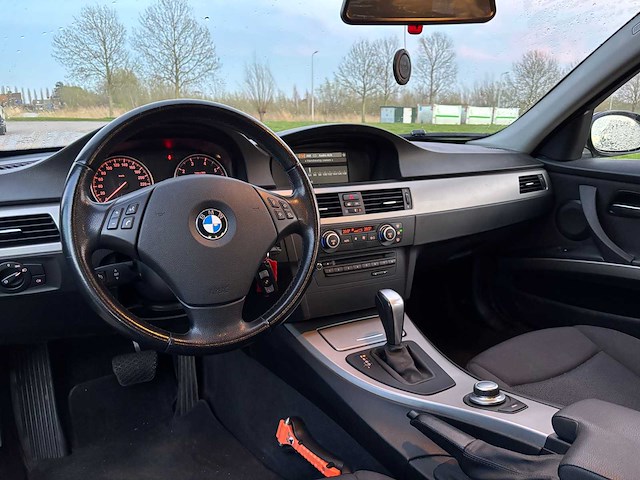 Bmw 318i touring business line automaat, 99-grz-5 - afbeelding 18 van  20