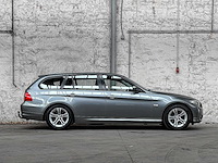 Bmw 318i touring corporate lease luxury line 136pk 2011 (origineel-nl) 3-serie, 51-skx-6 - afbeelding 2 van  31