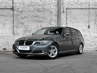 Bmw 318i touring corporate lease luxury line 136pk 2011 (origineel-nl) 3-serie, 51-skx-6 - afbeelding 1 van  31
