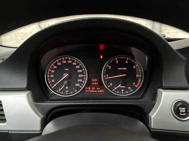 Bmw 318i touring corporate lease luxury line 136pk 2011 (origineel-nl) 3-serie, 51-skx-6 - afbeelding 15 van  31