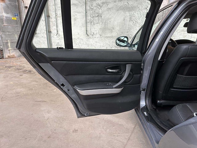 Bmw 318i touring corporate lease luxury line 136pk 2011 (origineel-nl) 3-serie, 51-skx-6 - afbeelding 19 van  31