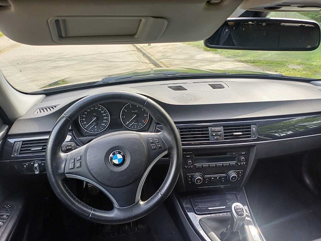 Bmw 318i touring executive, l-242-gb - afbeelding 7 van  15