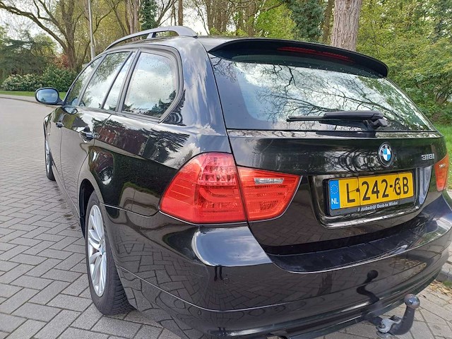 Bmw 318i touring executive, l-242-gb - afbeelding 10 van  15