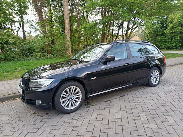 Bmw 318i touring executive, l-242-gb - afbeelding 14 van  15