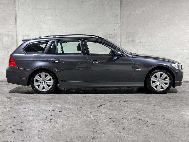 Bmw 318i touring high executive 3-serie 141pk 2008, 22-hnj-3 youngtimer - afbeelding 6 van  51