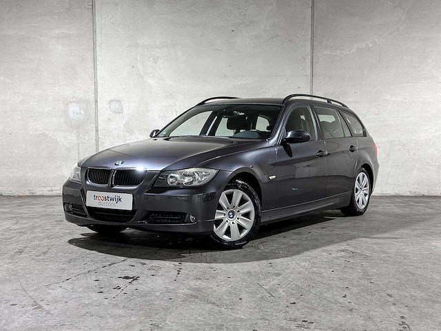 Bmw 318i touring high executive 3-serie 141pk 2008, 22-hnj-3 youngtimer - afbeelding 1 van  51