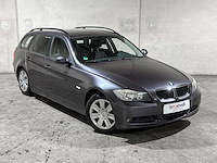 Bmw 318i touring high executive 3-serie 141pk 2008, 22-hnj-3 youngtimer - afbeelding 48 van  51