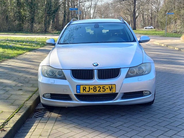 Bmw 318i touring, rj-825-v - afbeelding 4 van  20