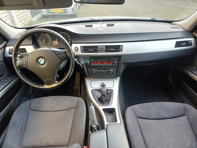 Bmw 318i touring, rj-825-v - afbeelding 10 van  20