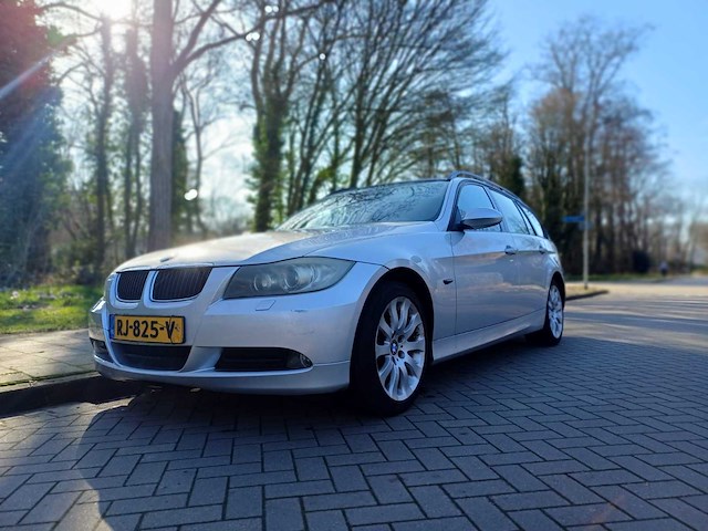 Bmw 318i touring, rj-825-v - afbeelding 14 van  20