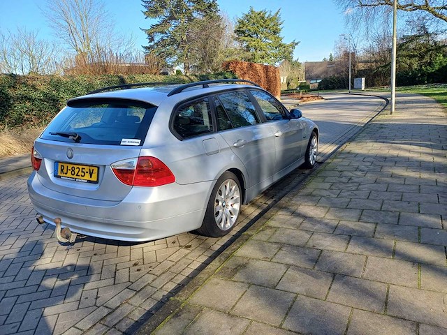 Bmw 318i touring, rj-825-v - afbeelding 17 van  20
