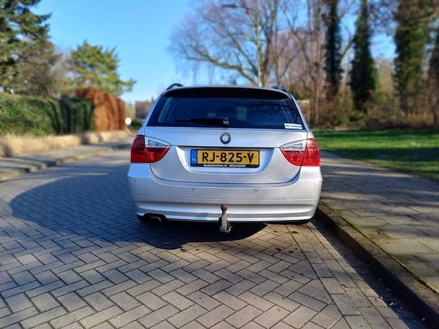 Bmw 318i touring, rj-825-v - afbeelding 20 van  20