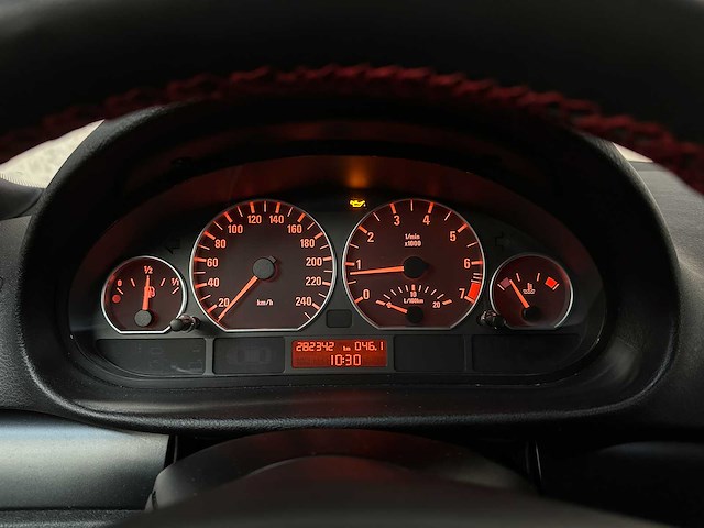 Bmw 318i touring special exec. 3-serie 141pk 2003, 65-nj-vl - afbeelding 15 van  37