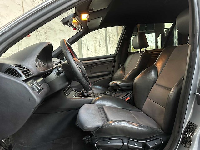 Bmw 318i touring special exec. 3-serie 141pk 2003, 65-nj-vl - afbeelding 19 van  37
