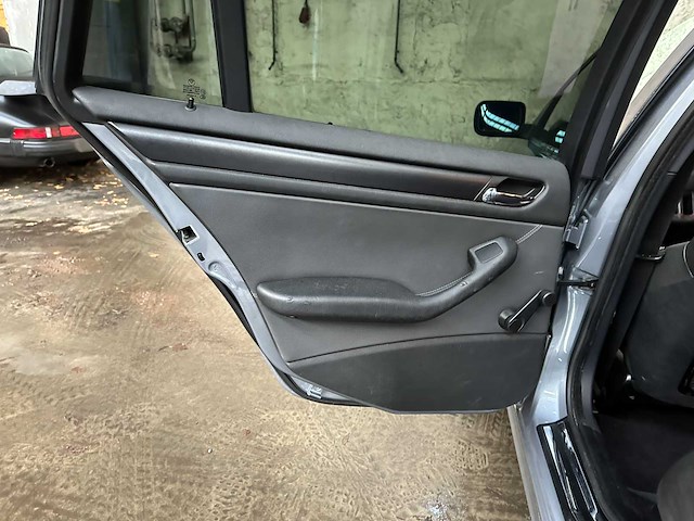 Bmw 318i touring special exec. 3-serie 141pk 2003, 65-nj-vl - afbeelding 20 van  37