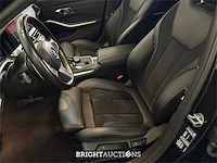 Bmw 320 i business edition 183pk 2021 (origineel-nl) 3-serie, l-634-xb - afbeelding 2 van  35