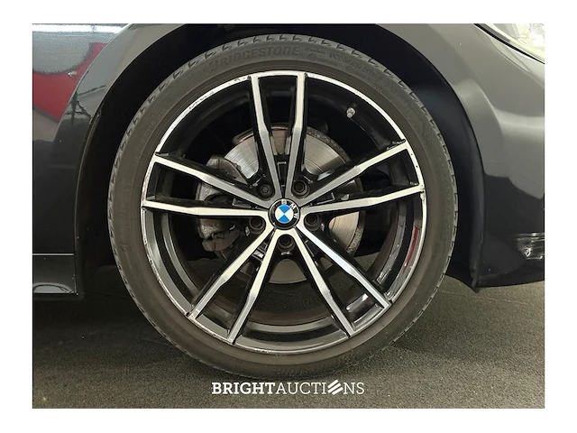 Bmw 320 i business edition 183pk 2021 (origineel-nl) 3-serie, l-634-xb - afbeelding 21 van  35