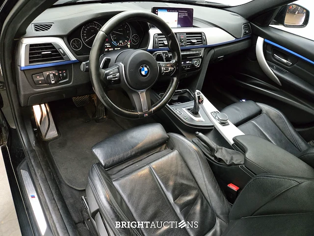 Bmw 320d 3-serie touring m sport edition 191pk 2018 3-serie, l-156-xv - afbeelding 25 van  34