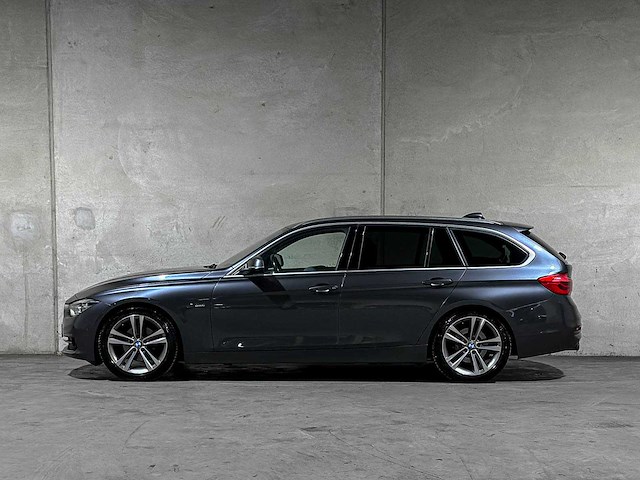 Bmw 320d ede luxury 163pk 2015 (origineel-nl) 3-serie touring f31, hg-460-p - afbeelding 13 van  47