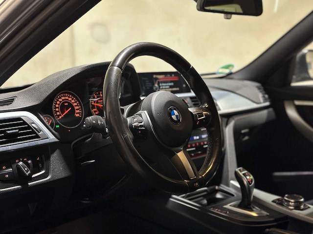 Bmw 320d ede luxury 163pk 2015 (origineel-nl) 3-serie touring f31, hg-460-p - afbeelding 14 van  47