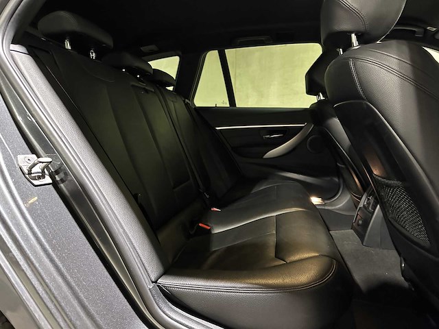 Bmw 320d ede luxury 163pk 2015 (origineel-nl) 3-serie touring f31, hg-460-p - afbeelding 37 van  47