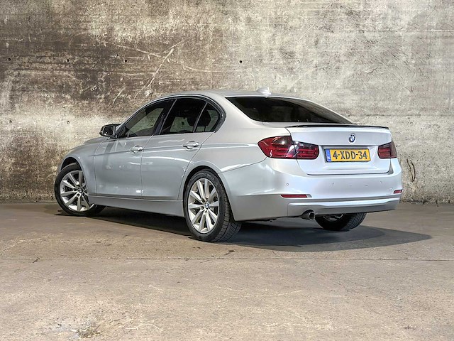 Bmw 320d efficientdynamics edition high executive 163pk 2014 (origineel-nl) 3-serie, 4-xdd-34 - afbeelding 13 van  54