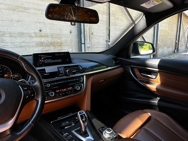 Bmw 320d efficientdynamics edition high executive 163pk 2014 (origineel-nl) 3-serie, 4-xdd-34 - afbeelding 18 van  54
