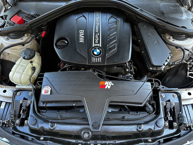 Bmw 320d efficientdynamics edition high executive 163pk 2014 (origineel-nl) 3-serie, 4-xdd-34 - afbeelding 37 van  54